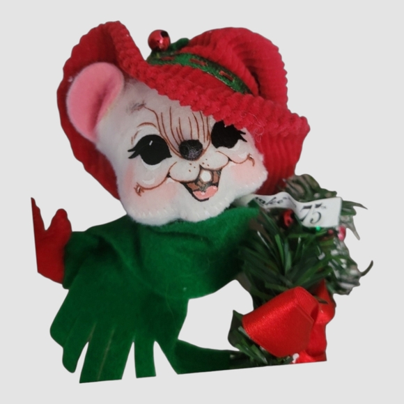 Annalee "2010" 75th Christmas Yuletide Mouse - Picture 3 of 8